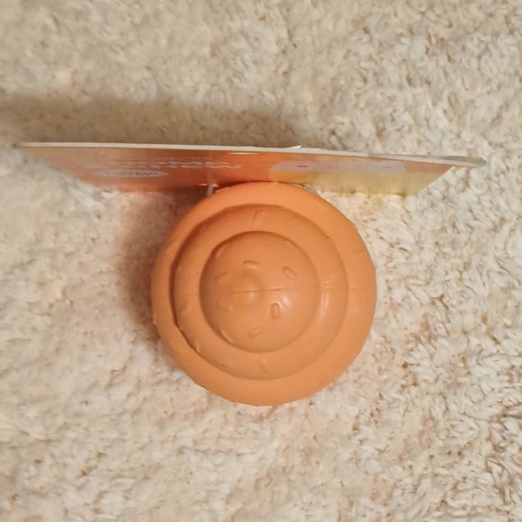 NWT ~ Leaps & Bounds Chicken Scented Rubber Cupcake Dog Toy ~ 2.5" (L) X 3" (H) - Picture 4 of 7